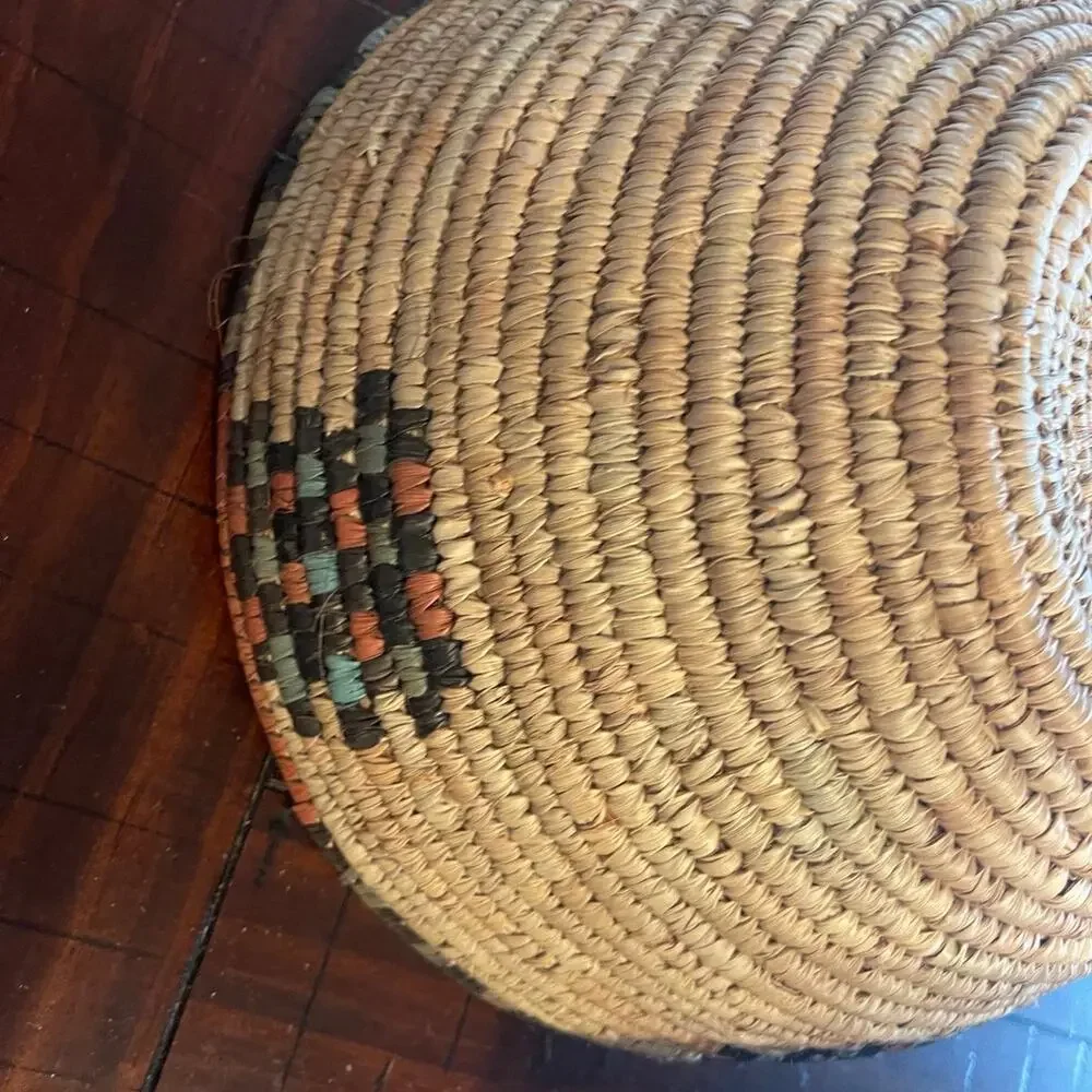 Weaved nigerian hausa basket 11” vintage